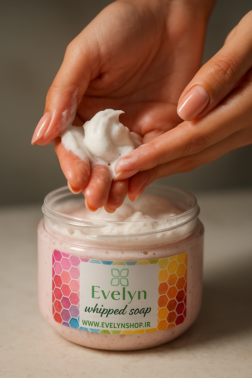صابون خامه‌ای ارگانیک Evelyn – Organic Cream Soap مرطوب‌کننده و نرم‌کننده پوست بدون خشکی